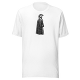 Il guerriero di spalle, maglietta unisex bianca, mockup nativo trasparente del fronte.